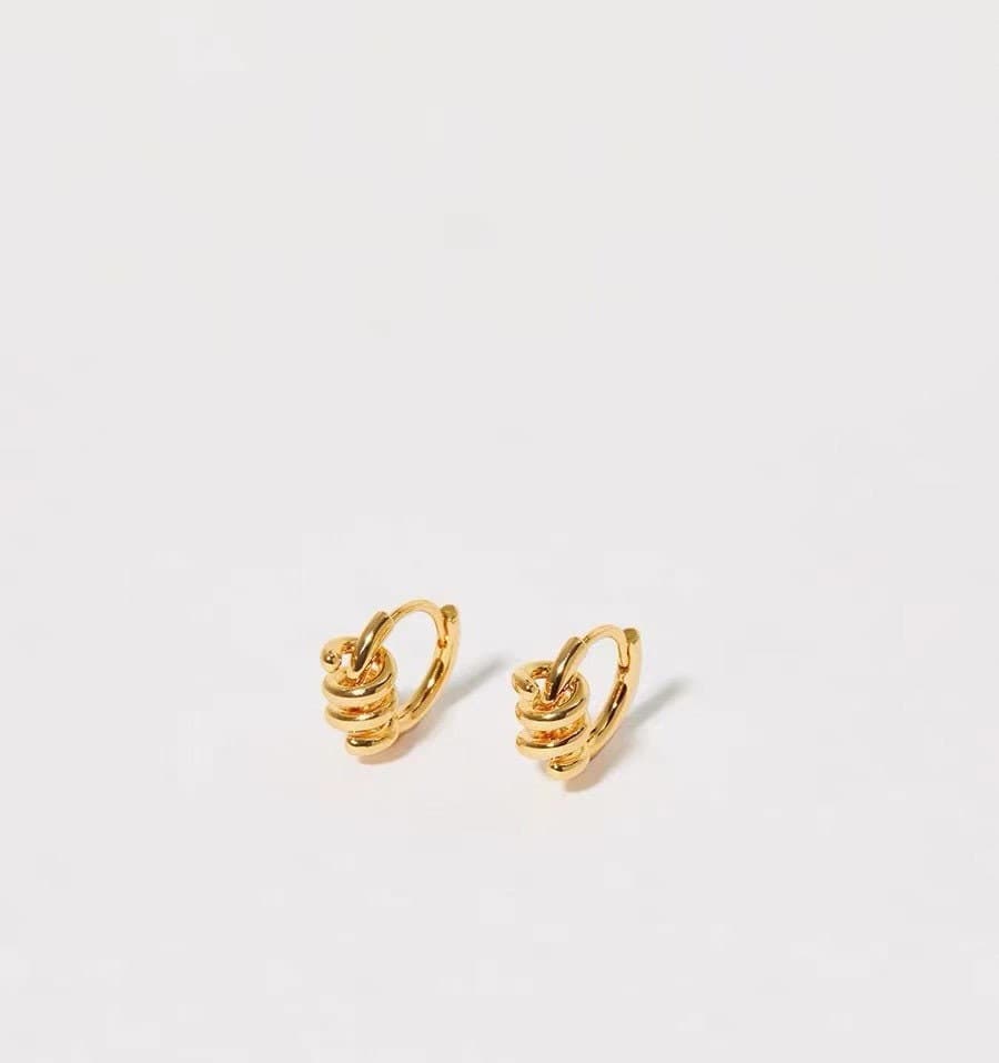 ■Hei■ mini knot earring HE21SESG020XXFR Amazon.com: Mini Knot Gold Statement Earrings – 18K Gold