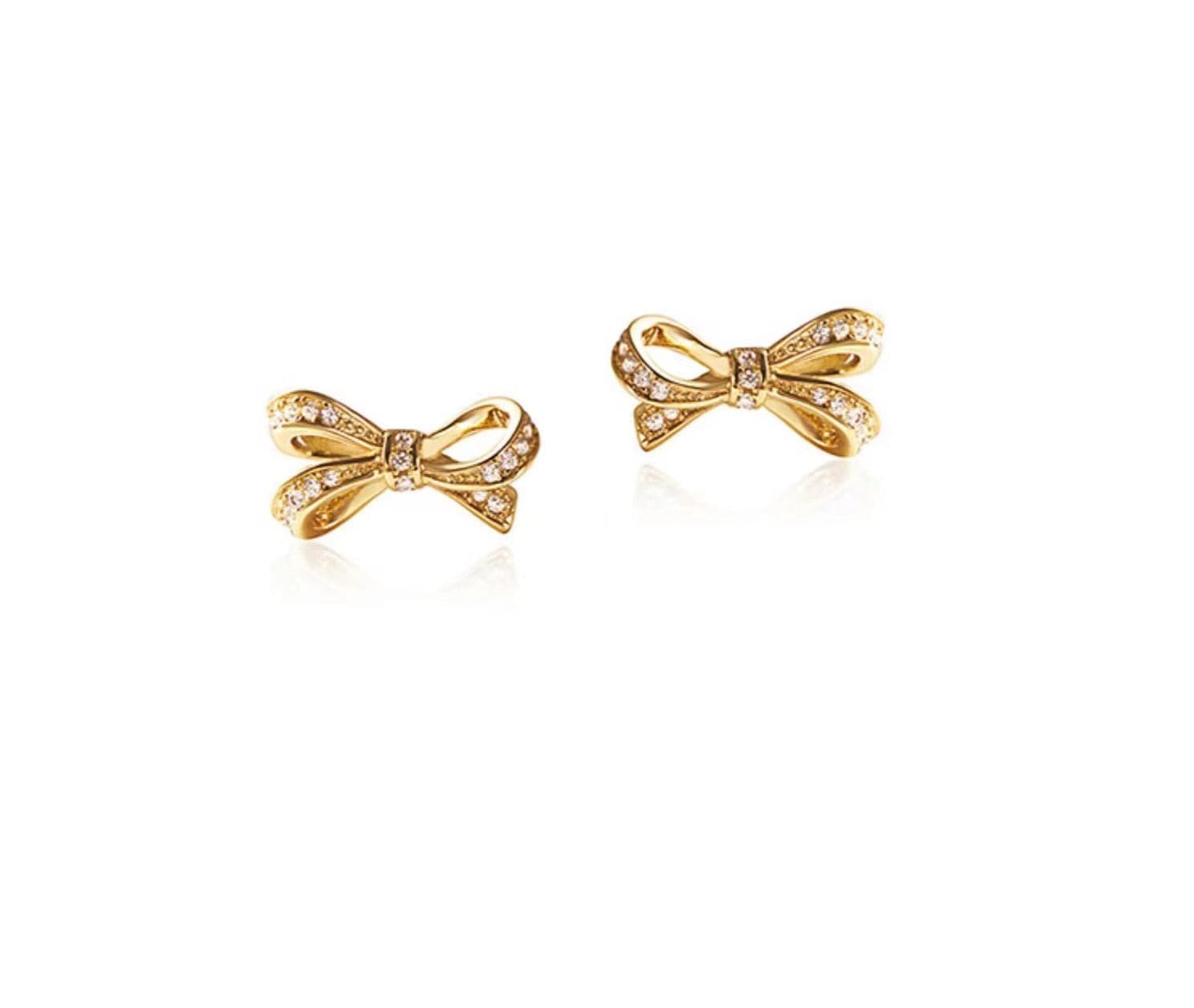 Pearl bow stud earrings