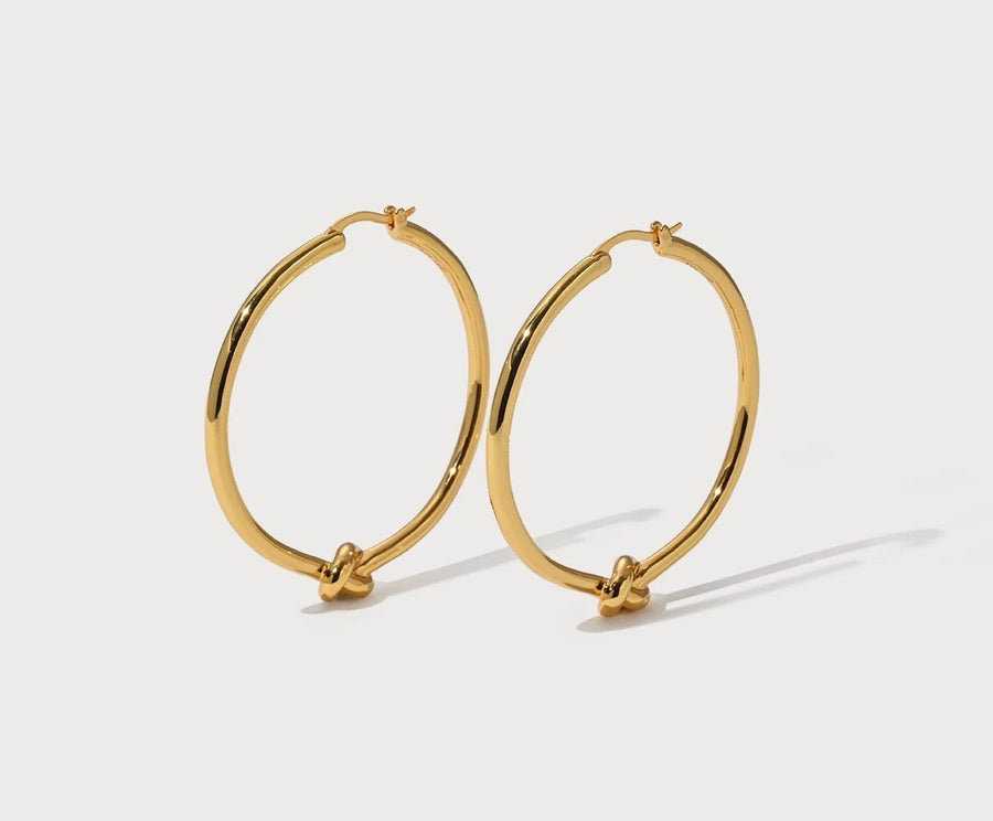 Sleek Chic Large Hoop Earrings in Gold