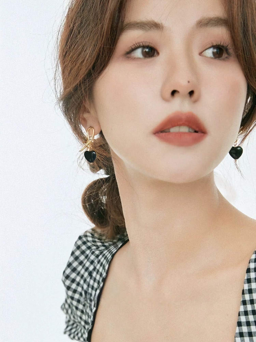 Black Heart Gold Dangle Earrings