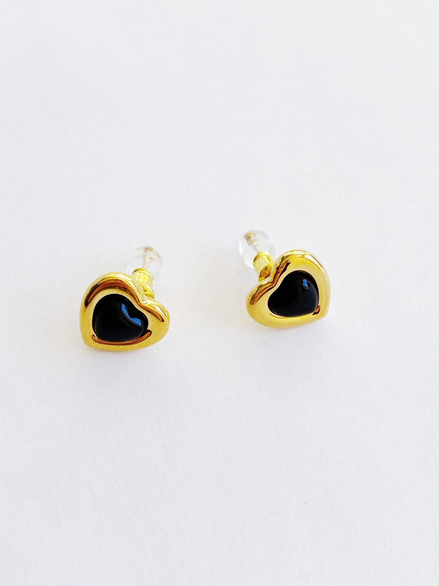 Black Gemstone Heart Stud Earrings.