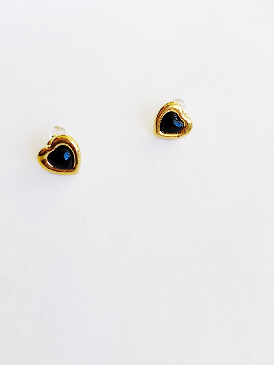 Black Gemstone Heart Stud Earrings.
