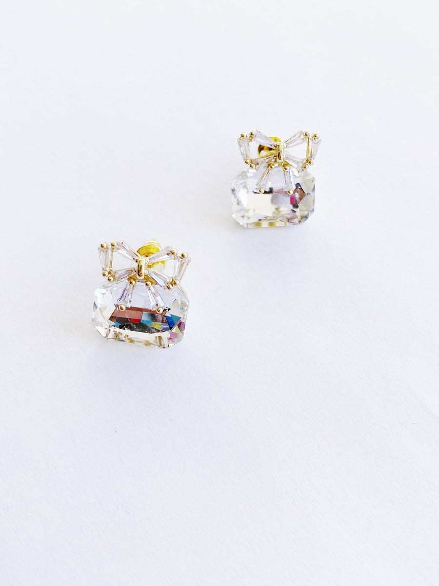 Box Wrap Diamond Stud Earrings.