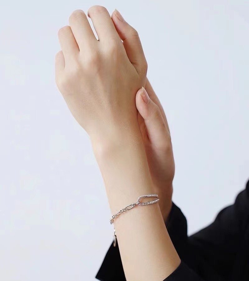 Double Chain Bracelet.