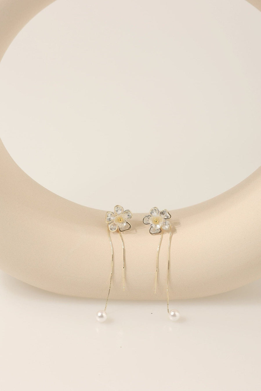 Flower Pearl Drop Dangle Earrings.