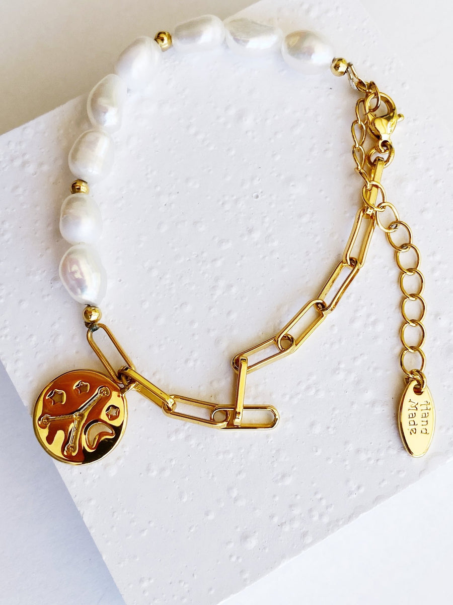 Gold Filled Pearl Bracelet.
