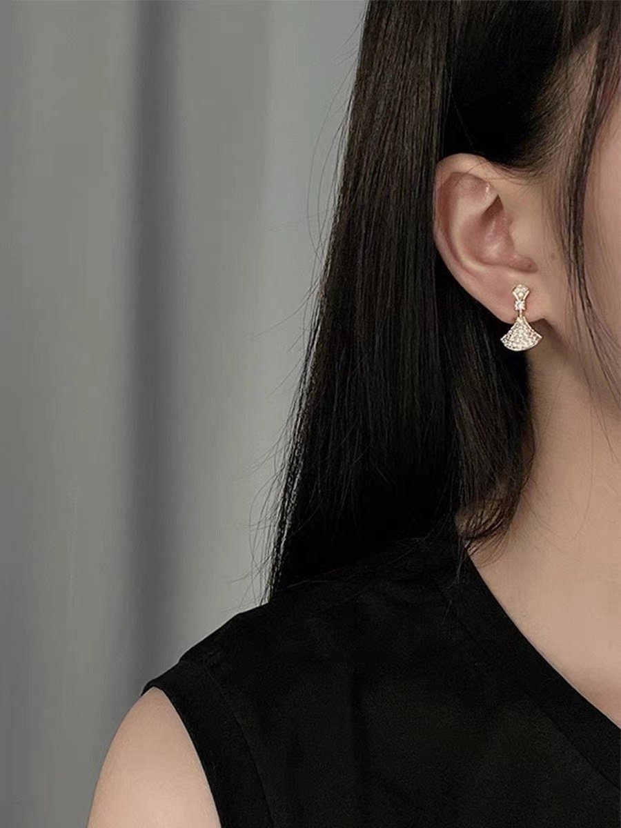 Sector Shape Stud Earrings.
