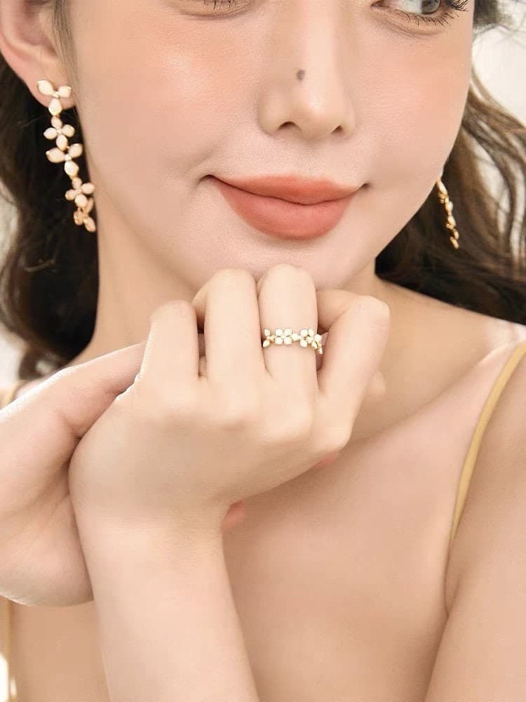White Flowers Golden Threads Earrings.